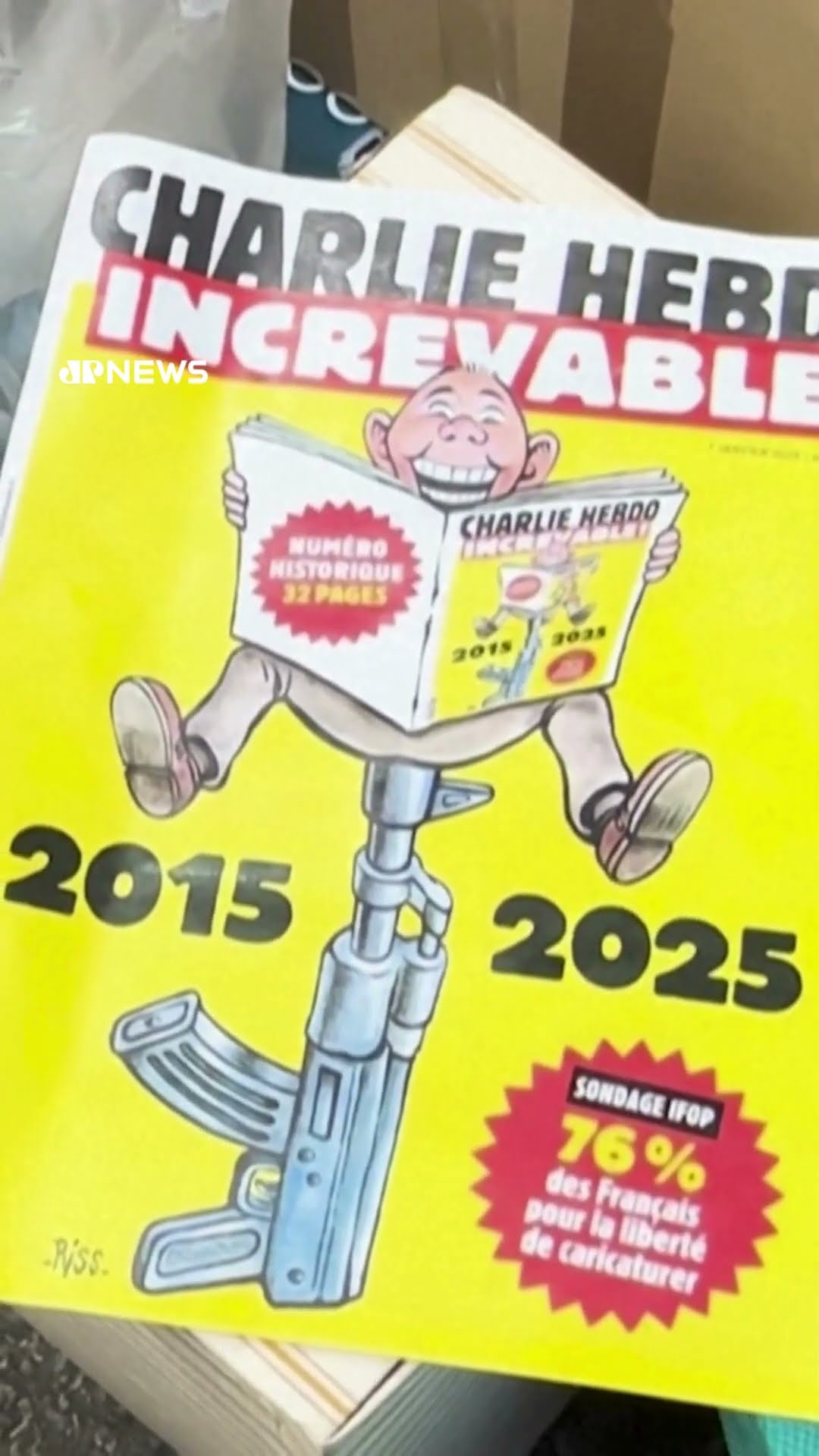 Dez anos após ataque, Charlie Hebdo lança edição especial #shorts