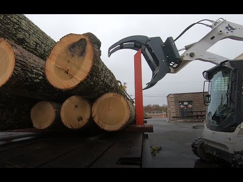 The Best Thing To Move Logs With For Tractors or Loaders?..Frostbite Grapple on a Bobcat Skid Steer!