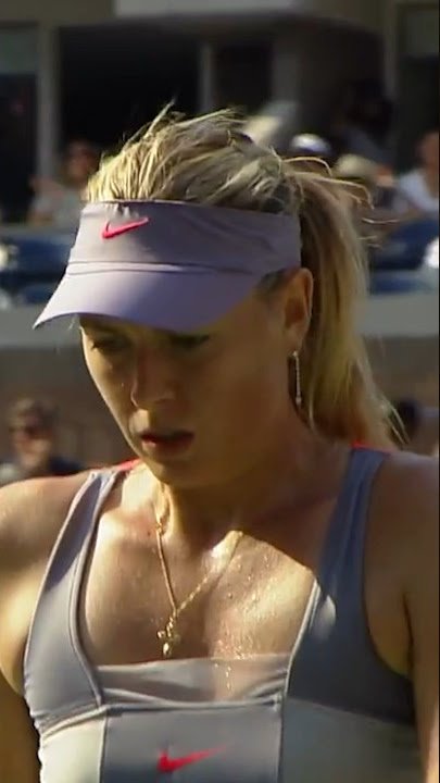 Maria Sharapova DIGGING deep 💪