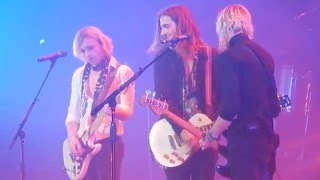 R5 What Do I Have To Do? & Valerie (mash up) Chicago 3/10/16