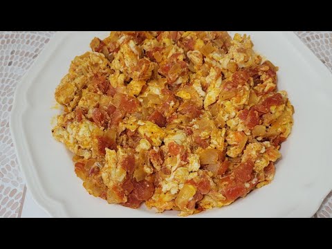 طريقة تحضير الشكشوكة بيض مع بندورة        