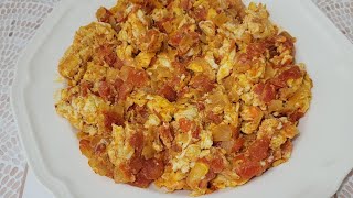 طريقة تحضير الشكشوكة (بيض مع بندورة) Quick and Delicious Shakshuka (Eggs and Tomatoes) Recipe