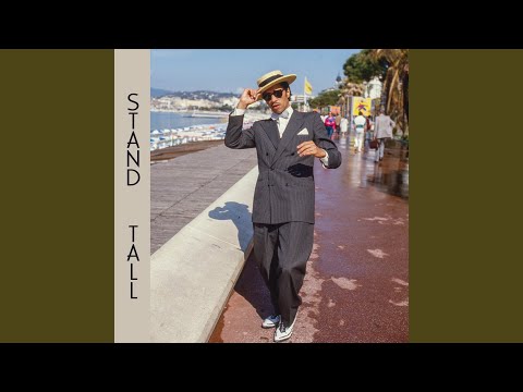 Putar Stand Tall - Kid Creole and The Coconuts