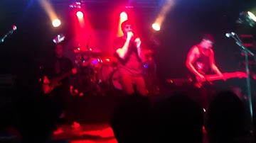 Example live in Berlin 08.03.2012 - Skies Don