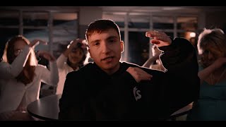 Смотреть клип Token - Chit Chat (Official Music Video)