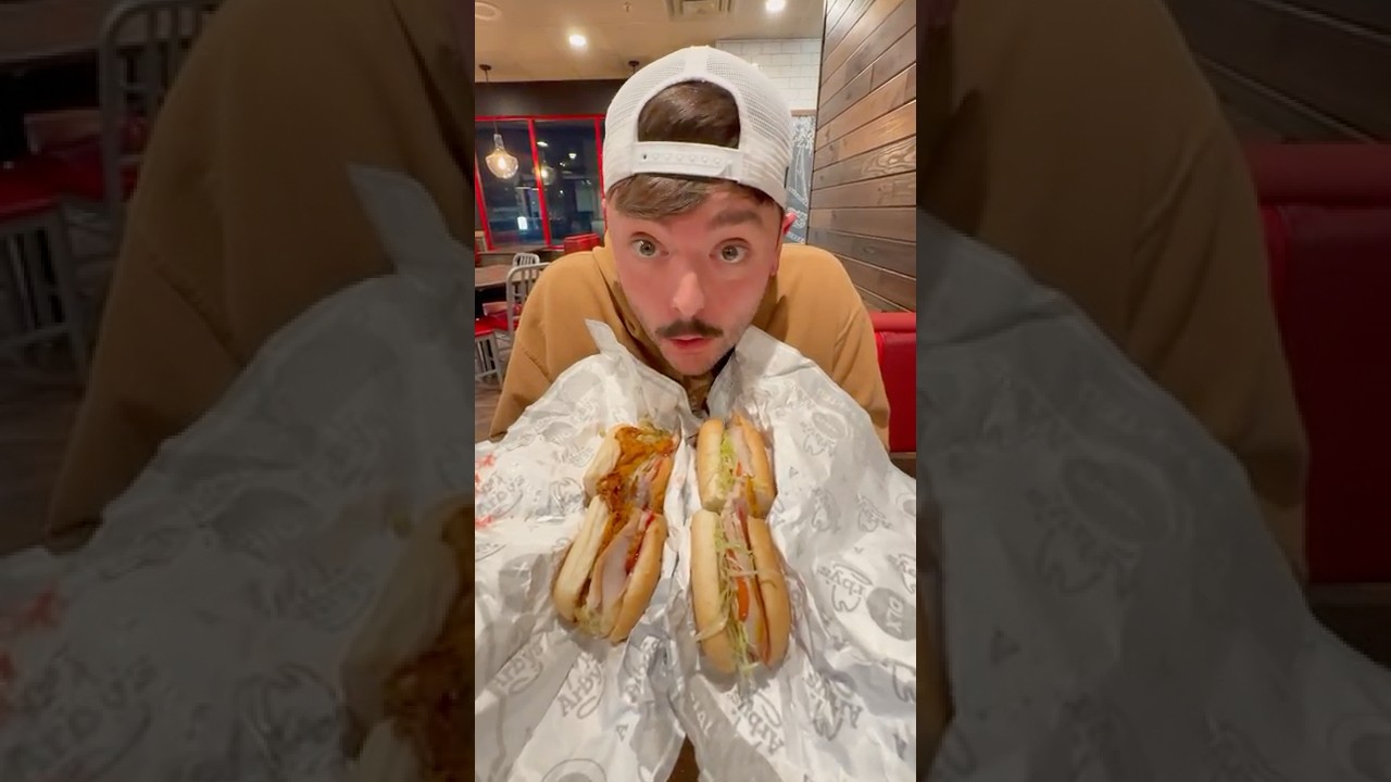 Жареные сэндвичи с индейкой от Arby's на День благодарения