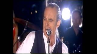 Status Quo - The Party Aint Over Medley (Avenue Of Stars 2005)