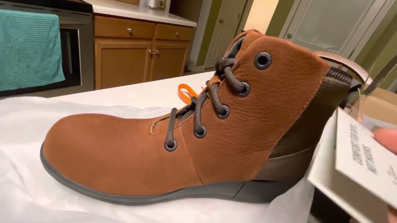 MY SECOND ZAPPOS SHOES BOGS COMPOSITE SHOES FREE FROM MY WORK AMAZON