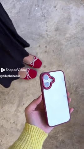 CASENYA COCOK BANGET WARNANYA SAMA SENDALNYA