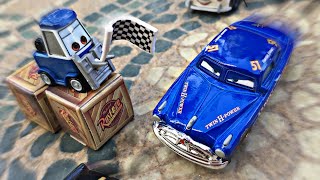 Mattel Double Clutch Daley & Dirt Track Fabulous Hudson Hornet 2021 2-Pack Disney Pixar Cars Diecast