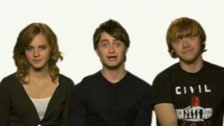Daniel Radcliffe promotes a clip for "Harry Potter" in a SCARY way!