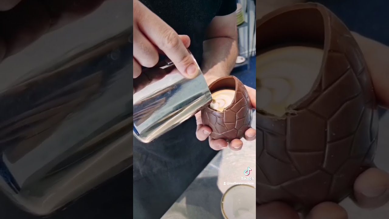 Arte de café con leche con huevo |  Latte de huevo de Pascua de chocolate