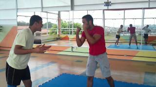 Download Lagu Ramon tomando uma surra 2 MP3