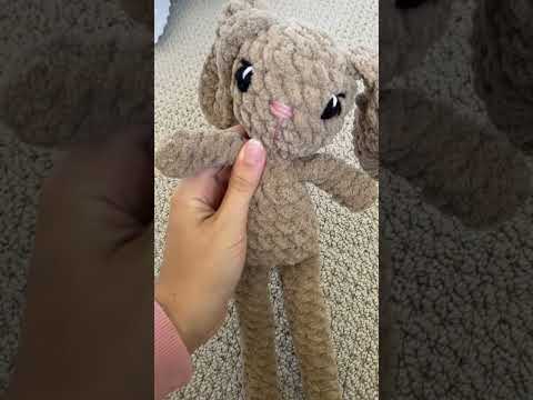 Q. Do u like bunnies? #foryou #shorts #bunny #crochet #viral #fypシ #yarn #yarnhannah #fall