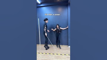 Thử thách tạo dáng bất ngờ với mọi nơi trong lớp học cùng học viên BYB Academy #bybacademy