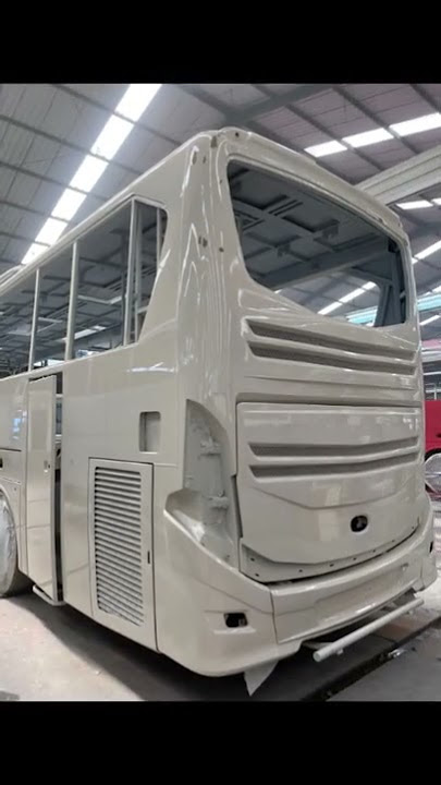 Ketika Anda Mengendarakan Sasis Bus Di Jalan Tol 🗿 #chassis #adiputro #busindonesia
