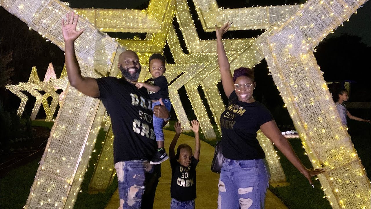 Leu GardensDazzling LightsOrlando, FL & pictures courtesy of J2A