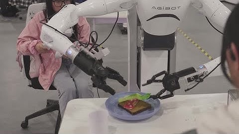 These humanoid robots are learning how to make you a sandwich | REUTERS