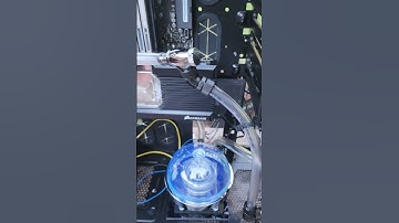 Now this water cooling loop looks much better!