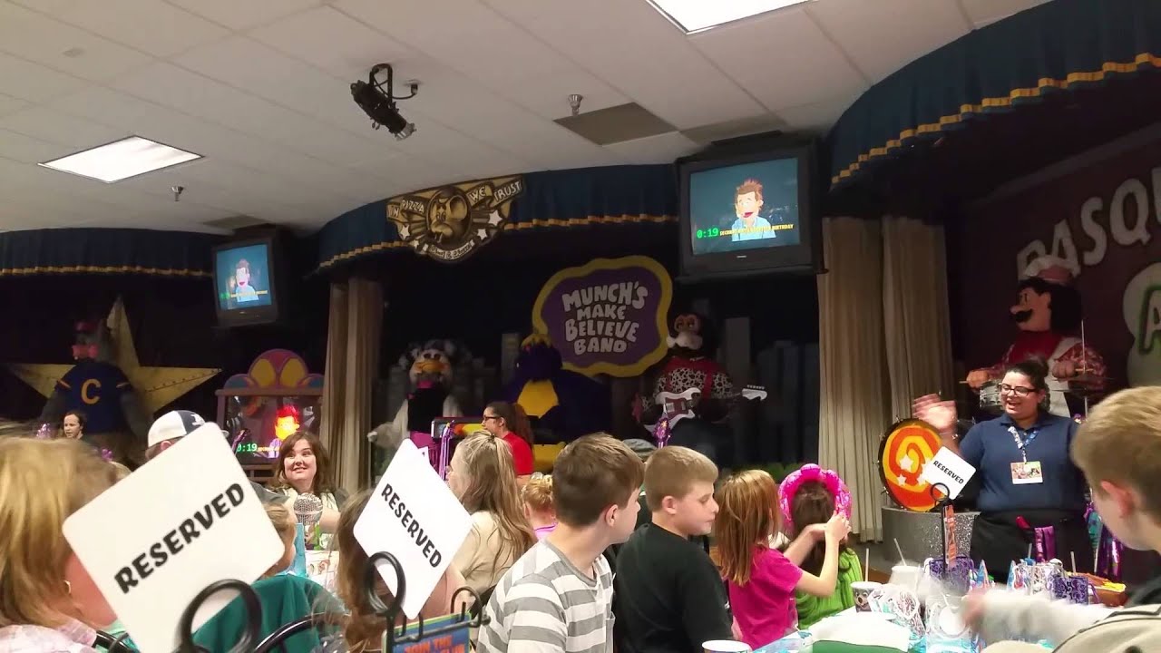 Chuck e cheese birthday party scene YouTube