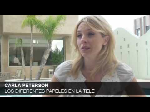 Carla Peterson convers con VOS