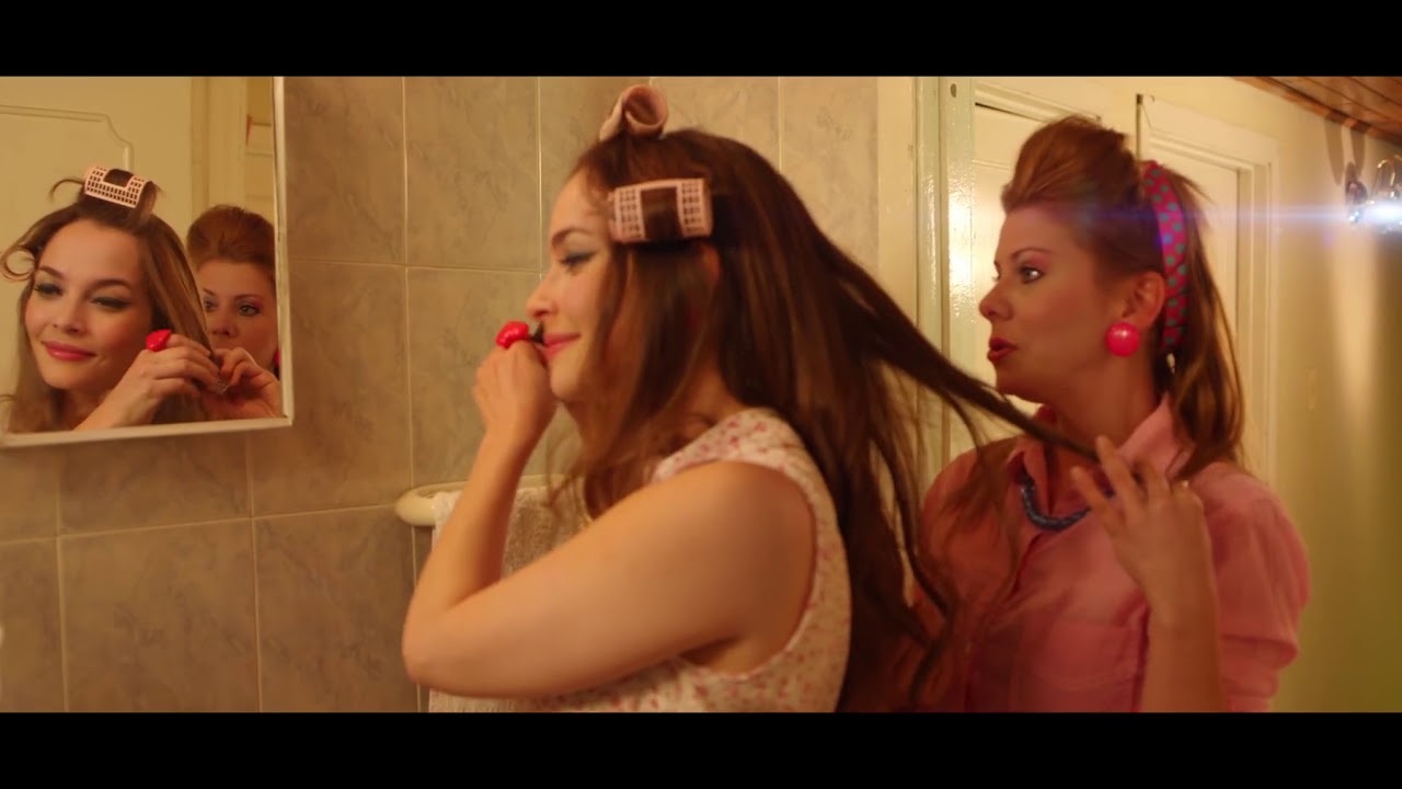 SOBRE RUEDAS Trailer Película YouTube SOBRE RUEDAS Trailer Película YouTube