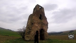 Miloj - Zrúcanina Kostola - Urbex - Iron Wolf