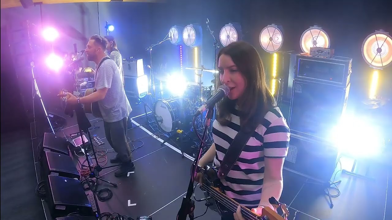 Rodney Fisher & The Response - ICU (Live Performance at Go Live Festival Christchurch) auf YouTube ansehen Rodney Fisher & The Response - ICU (Live Performance at Go Live Festival Christchurch) auf YouTube ansehen
