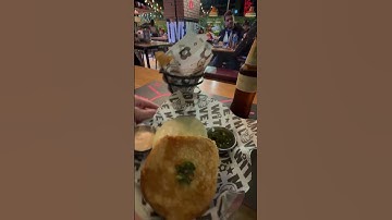I asked Google’s AI what the best burger in Medellín is, and it sent me here.