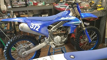 1:11 YZ250F 2024-2025 Top End Rebuild (Part 2). Yamaha. Piston, Timing Chain. Check Valves