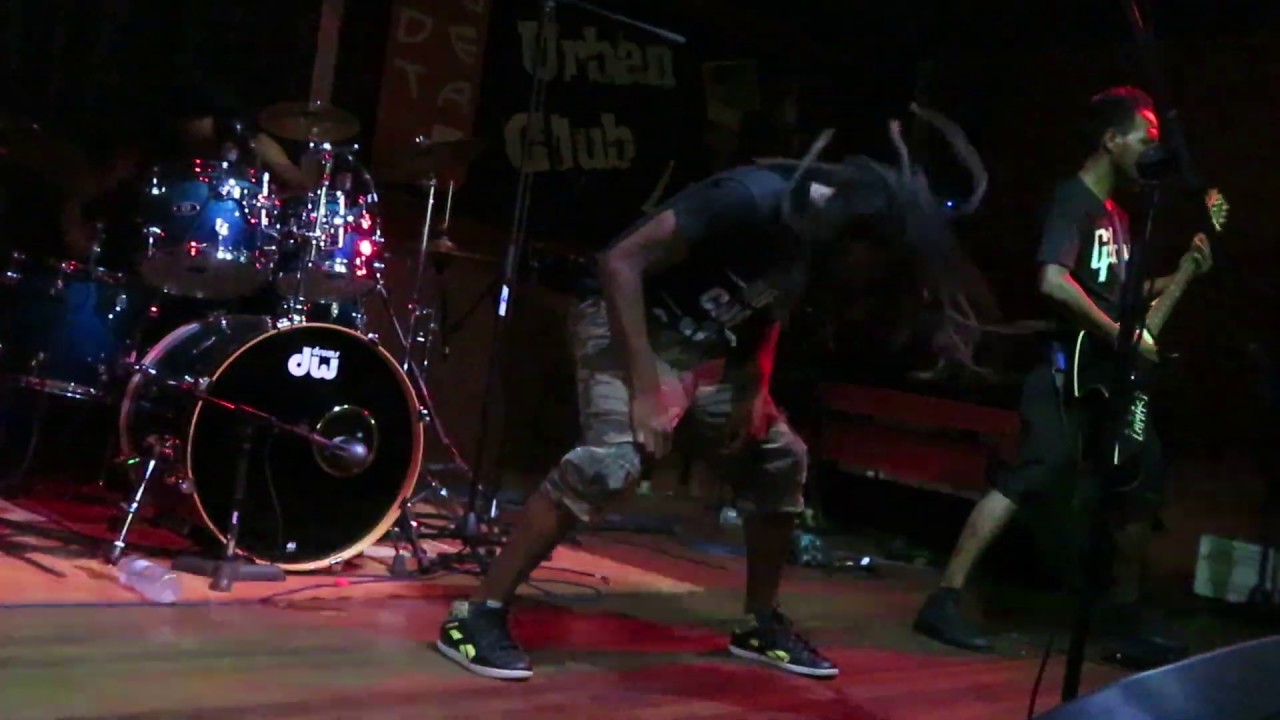 KR 78...VIRUS  /  Performed in RoxicomaniA 2018 live at kudeta Tana Madagascar.