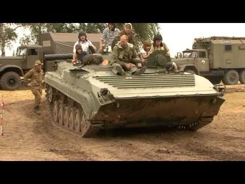 Schutzenpanzer Bmp 1 Militarfahrzeugtreffen Flugplatzmuseum Cottbus Youtube