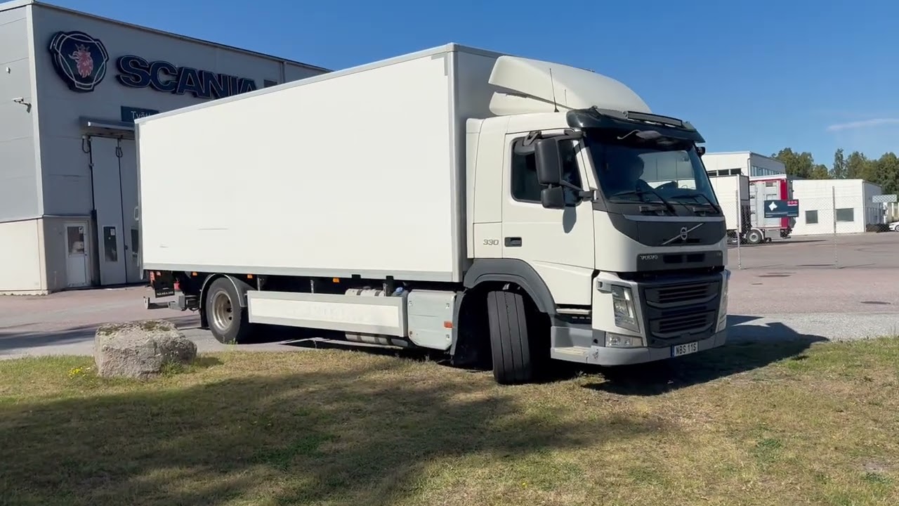 Lastbil med Distributionskåp VOLVO FM 4X2