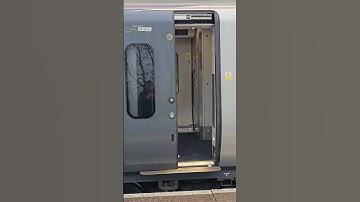 Transpenine Express Class 397 doors closing #trains #transpennineexpress #shorts