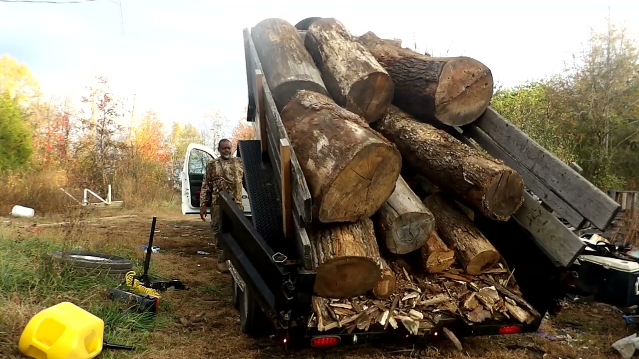 Griffin Dump Trailer Dumping a load in the woodyard!