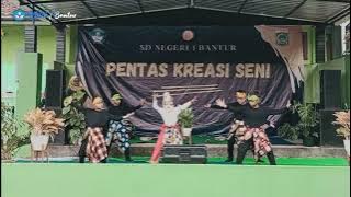 Tari Anoman Obong (kelas 5B)