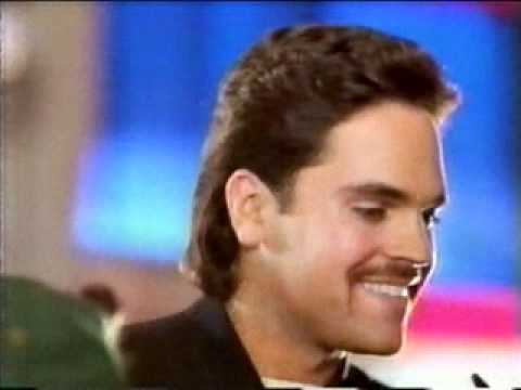 1997 Mike Piazza Pert Shampoo commerical 