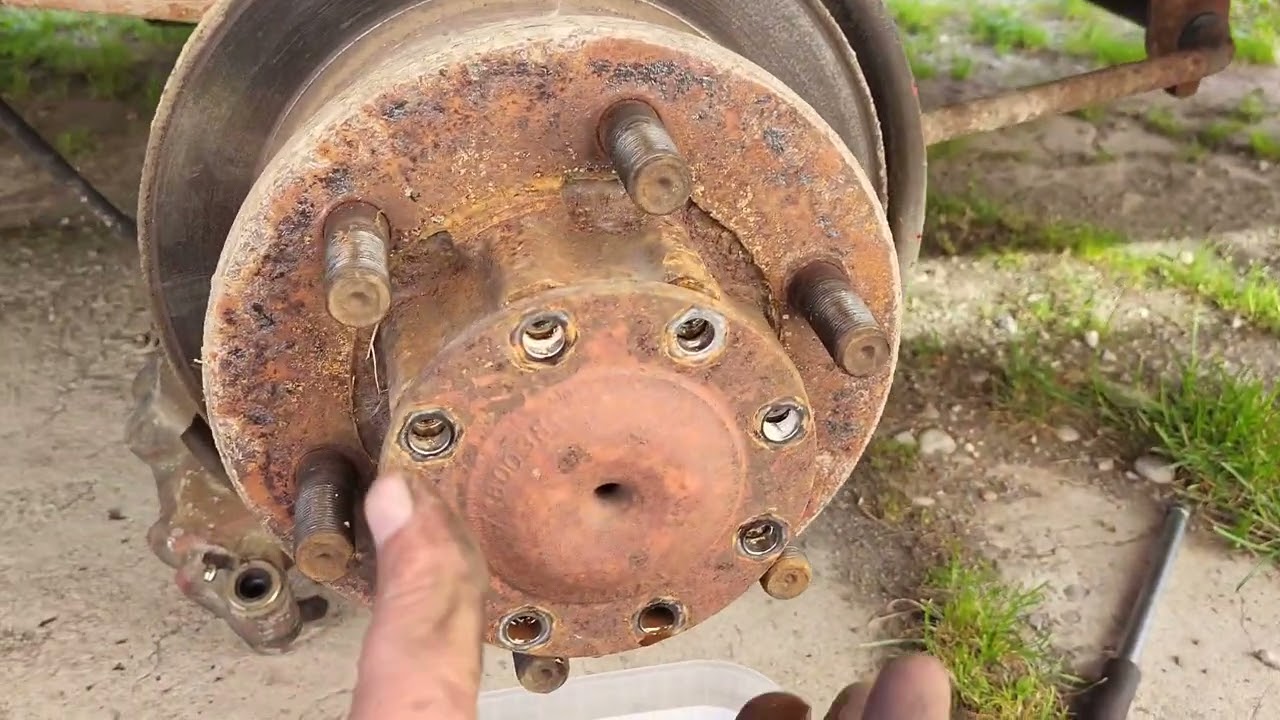 IVECO DAILY  AM SCHIMBAT FRANELE SI ULEIUL IN GRUP . CE AM GASIT!!