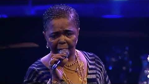 Thumbnail of Cesaria Evora - Live d'Amor (Grand Rex, Paris, 2004)