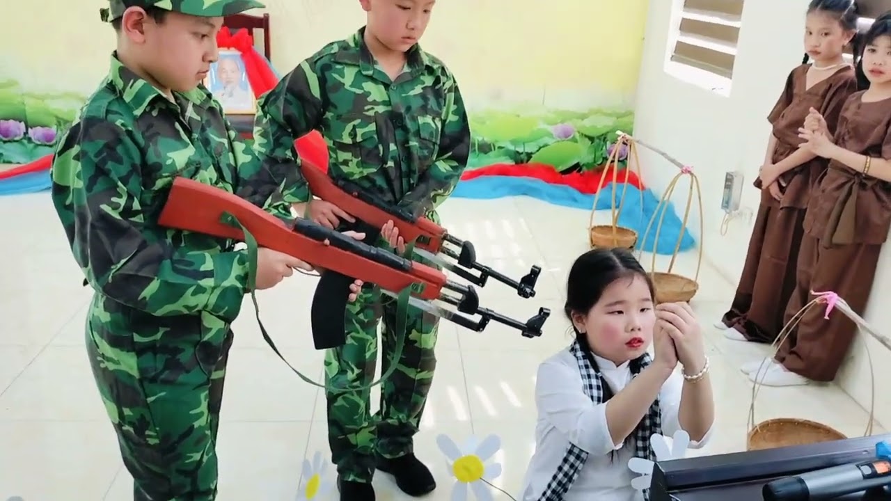 Hoạt cảnh Biết Ơn Chị Võ Thị Sáu. Lớp 4A2 trường TH Lại Thượng.