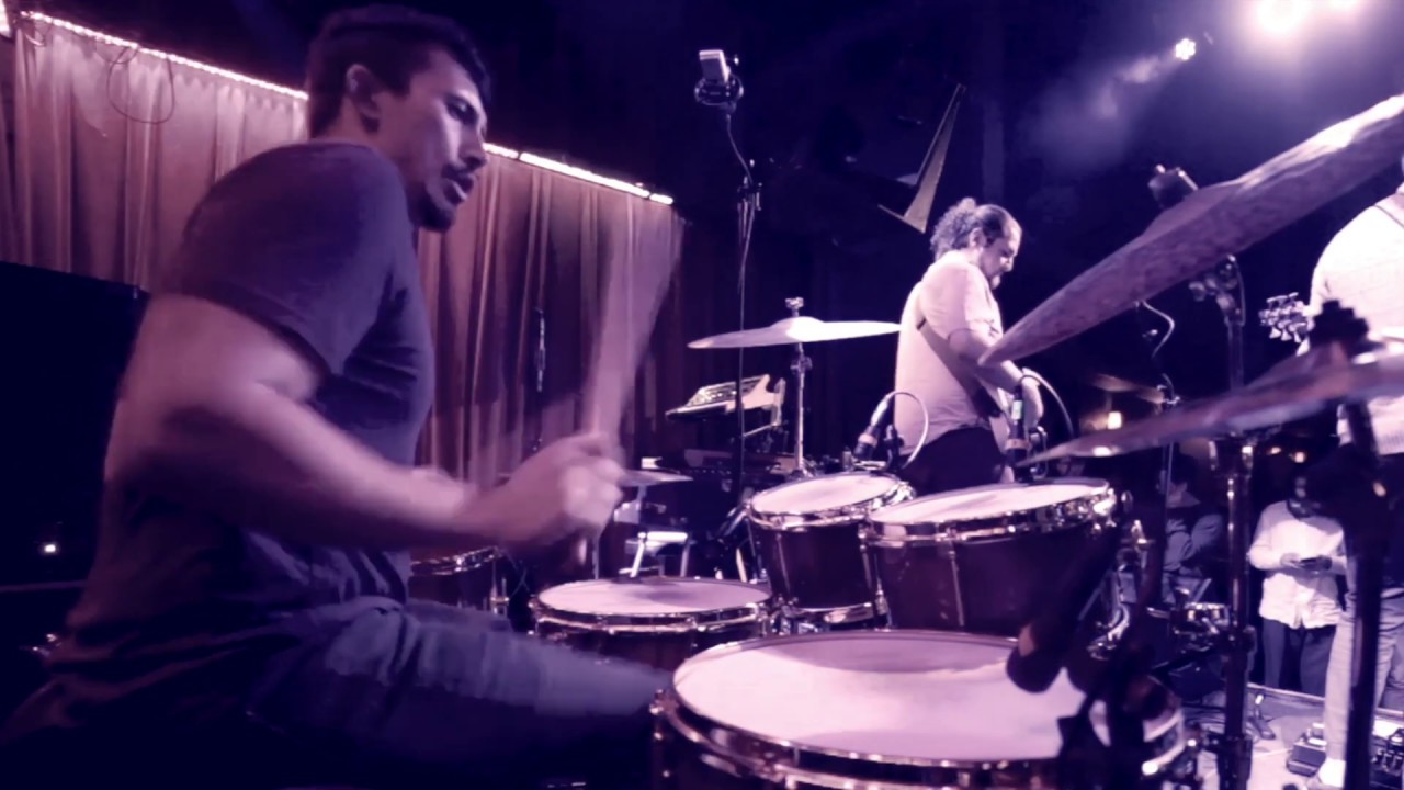 Chris Paprota - Drum Solo w/ Gnarbot - "Yunz"