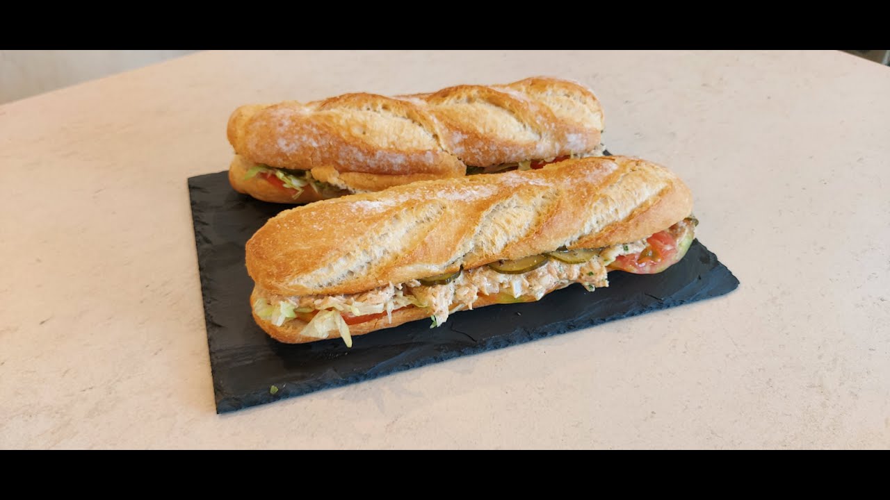 BOCADILLO VEGETAL CON ATUN