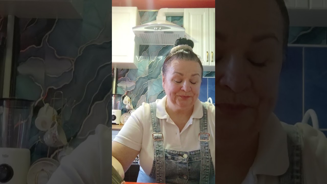 Здесь молодой человек очень быстро растёт, поднимается. У него был опыт в семье. Он сейчас свободный