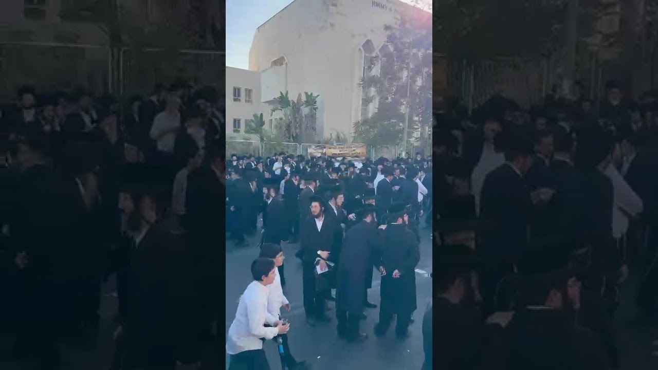 Hundreds of Thousands Orthodox Jews Protest against the IDF Draft