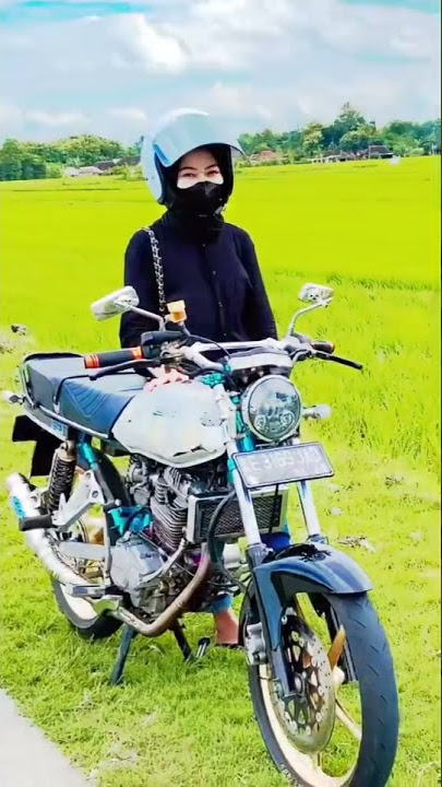 story wa cewek herex cantik model motor