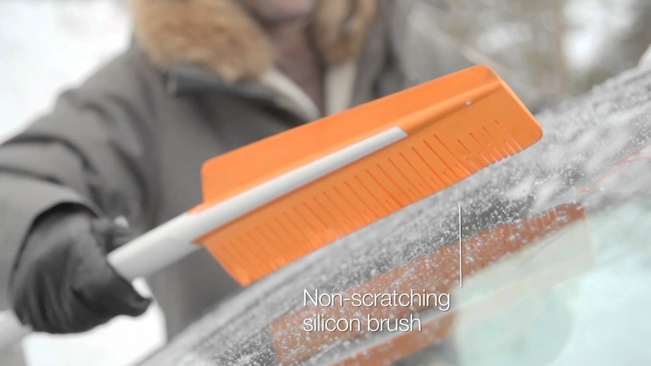  Fiskars Auto Ice Scraper, Usable on Both Sides, Length