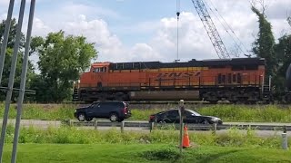 EB BNSF Manifest through Broussard LA at the Hwy 90 construction site