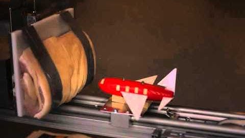 DroneImpact - T0004 - 3200 fps to 25 fps (500 g wood drone, 13 m/s)