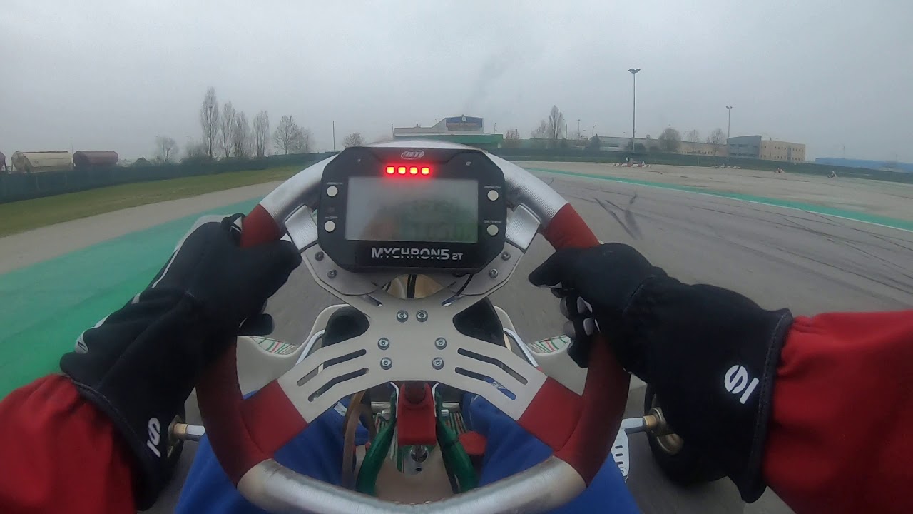 Third session ever Driving a REAL Go Kart: 2 stroke Rotax 125cc @Adria Raceway