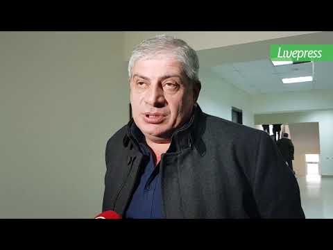 ცოცხები საჩუქრად საკრებულოში
